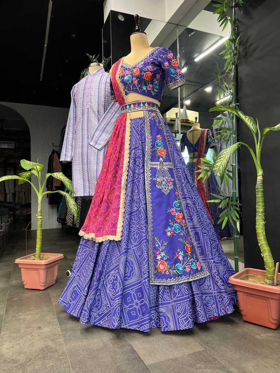 YNF HEAVY SUMMER COOL DCV 599 LEHENGA WHOLESALE FANCY,TRADITIONAL LEHENGA MANUFACTURER